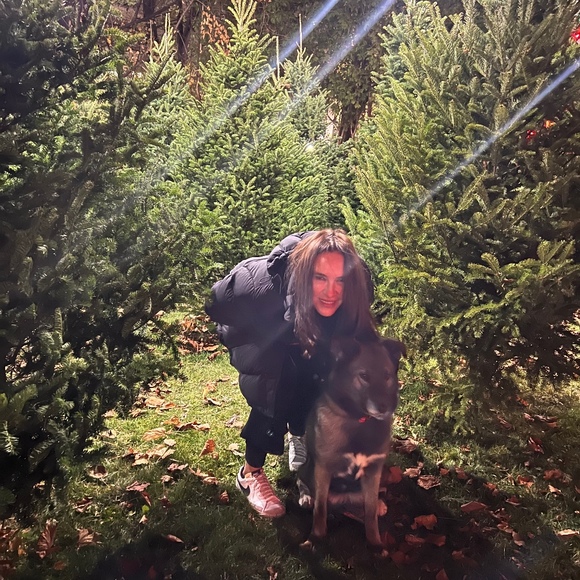 Meet your Posher, Eva - Picture 1 of 1